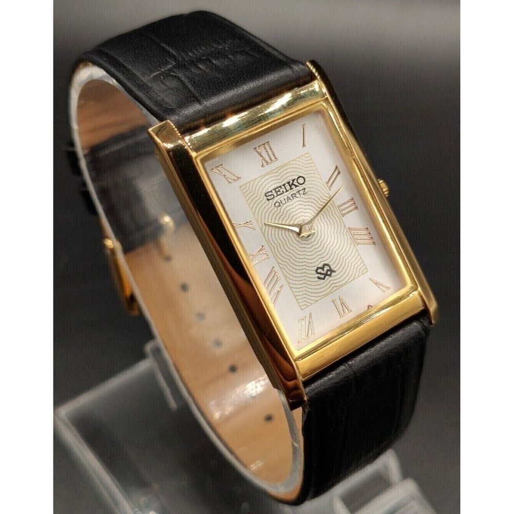 Vintage Style Seiko Quartz Mens Gold Watch & White accents W/ Leather Strap